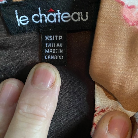 Le Chateau sleeveless cherry blossom top - Picture 3 of 6